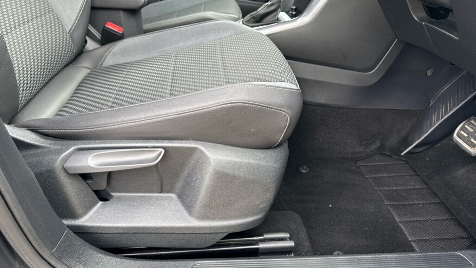 Used Volkswagen T-Roc 2020 for sale - 76745373: Photo 34