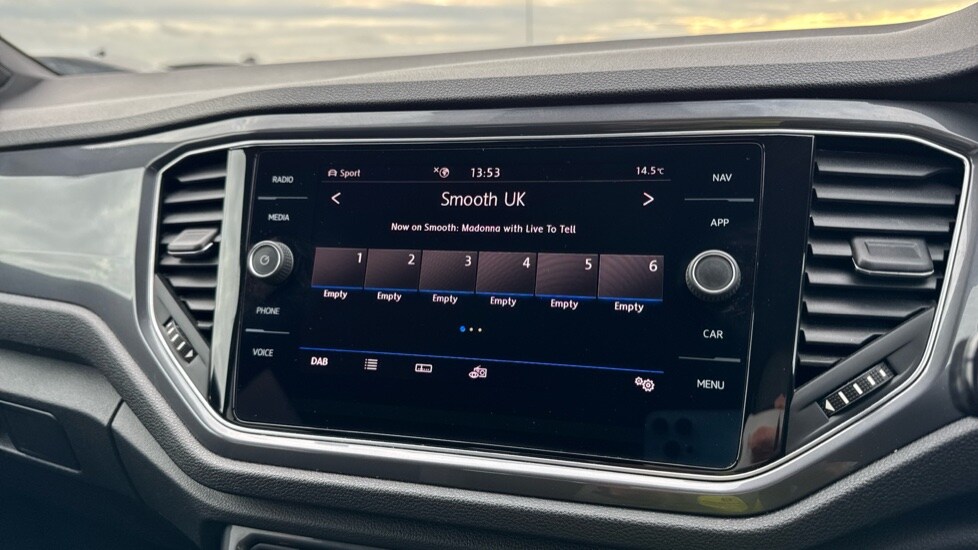 Used Volkswagen T-Roc 2020 for sale - 76745373: Photo 37