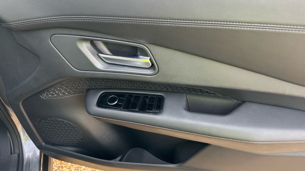 Used Nissan ARIYA 2022 for sale - 76856440: Photo 32