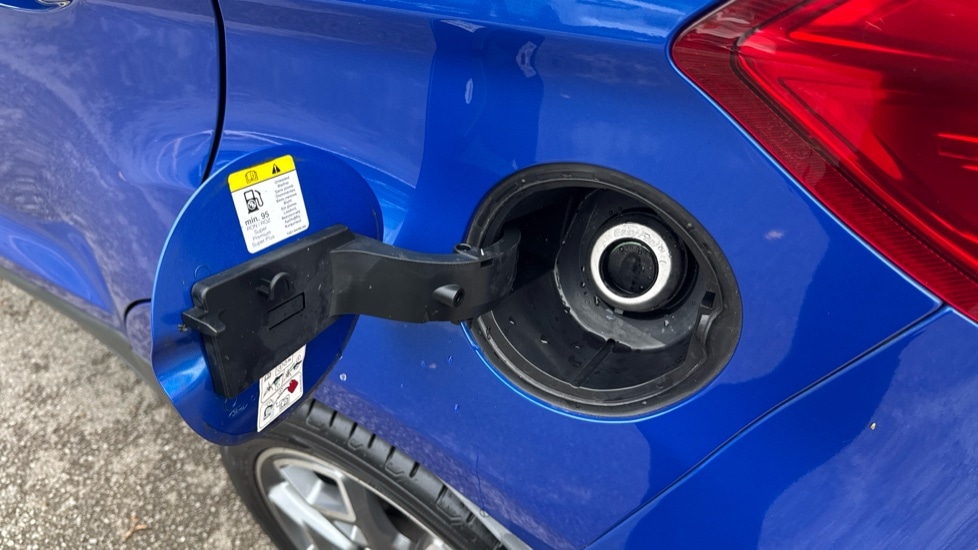 Used Ford Ecosport 2016 for sale - 76104136: Photo 23