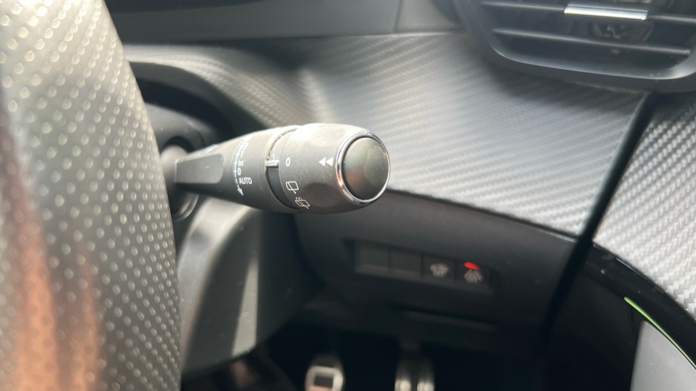 Used Peugeot 208 2022 for sale - 76130886: Photo 25