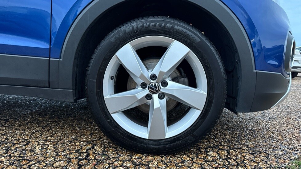 Used Volkswagen T-Cross 2021 for sale - 76351008: Photo 17