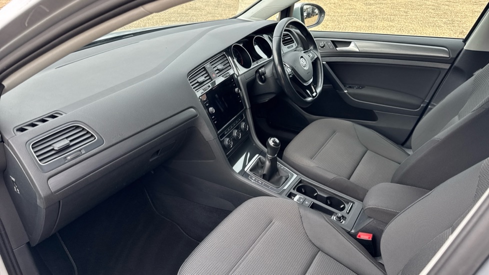 Used Volkswagen Golf 2020 for sale - 75864757: Photo 10