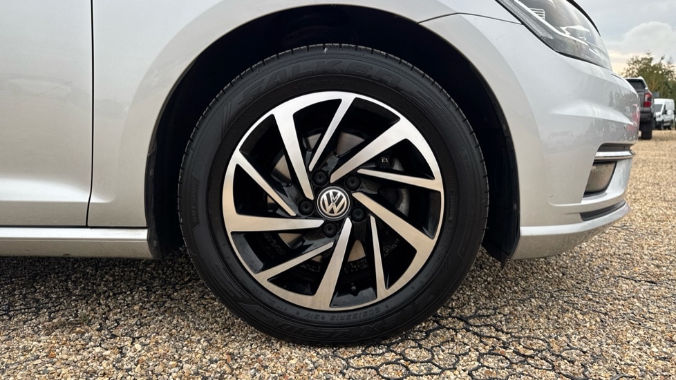 Used Volkswagen Golf 2020 for sale - 75864757: Photo 17