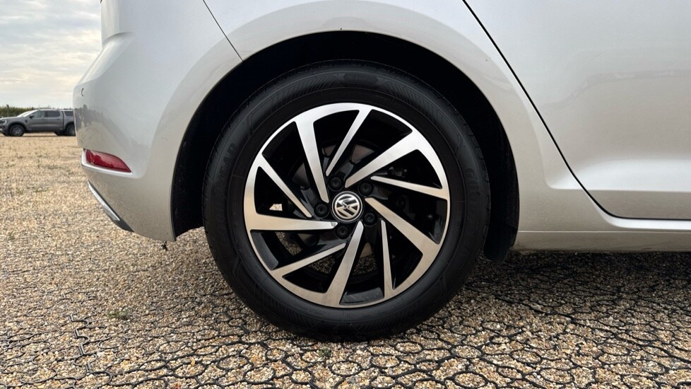 Used Volkswagen Golf 2020 for sale - 75864757: Photo 20