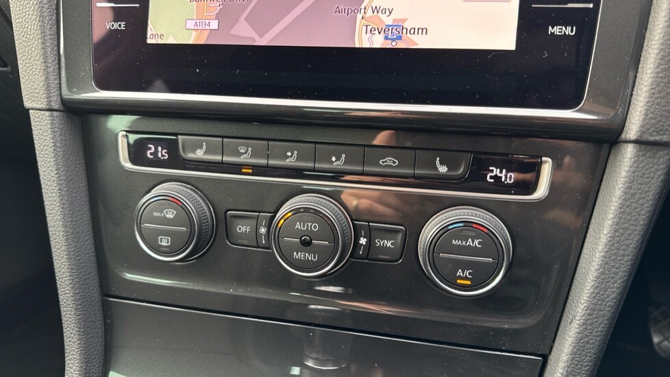 Used Volkswagen Golf 2020 for sale - 75864757: Photo 34