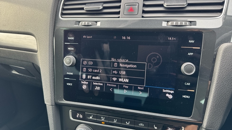 Used Volkswagen Golf 2020 for sale - 75864757: Photo 37