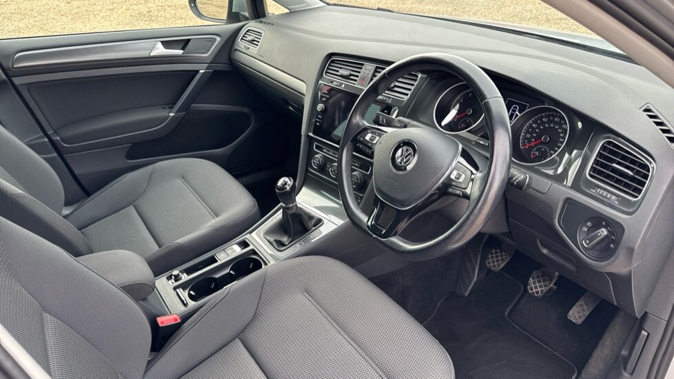 Used Volkswagen Golf 2020 for sale - 75864757: Photo 9
