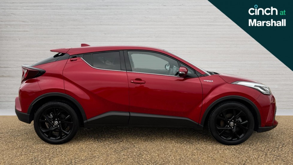 Used Toyota C-HR 2021 for sale - 76140195: Photo 2