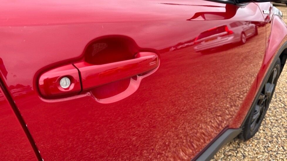 Used Toyota C-HR 2021 for sale - 76140195: Photo 21