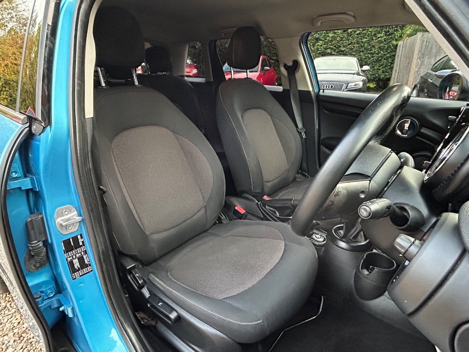 Used MINI Hatch 2015 for sale - 76490910: Photo 18