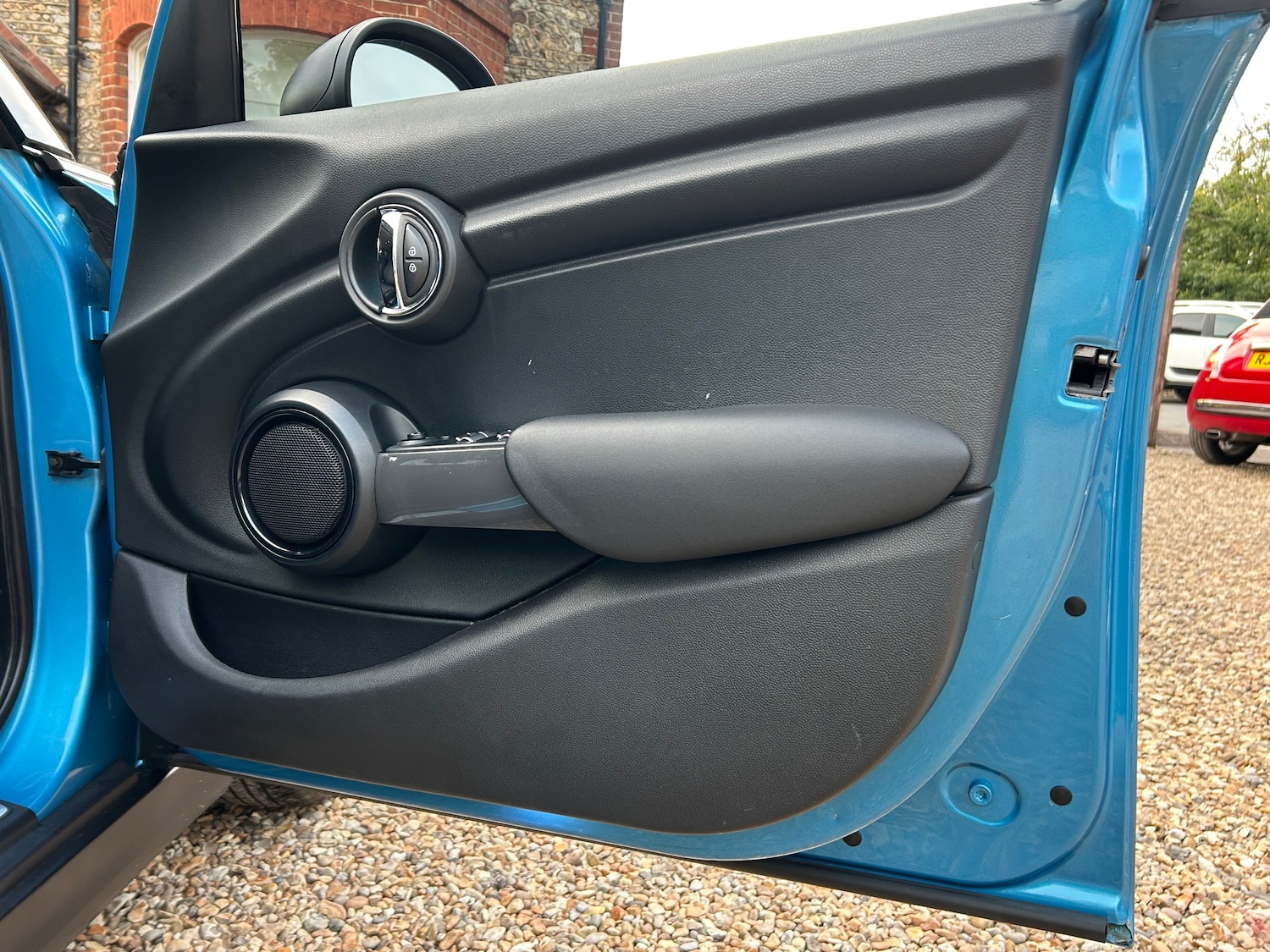 Used MINI Hatch 2015 for sale - 76490910: Photo 24