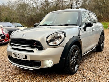 (64) - 2.0 Cooper SD SUV 5dr Diesel Auto ALL4 Euro 5 (143 ps)