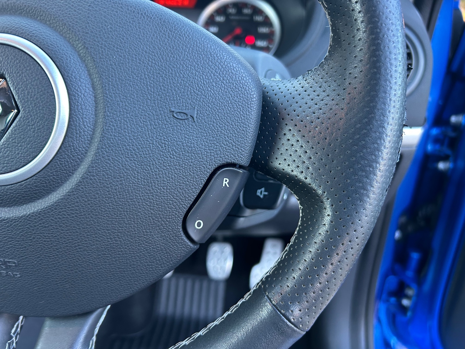 Used Renault Clio 2008 for sale - 77706470: Photo 31