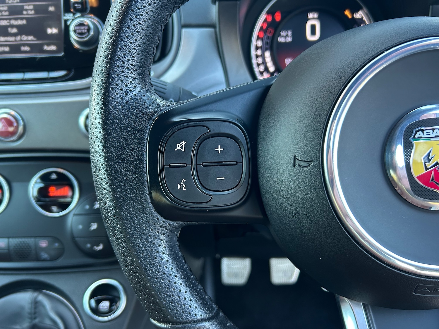 Used Abarth 595 2018 for sale - 77660469: Photo 20