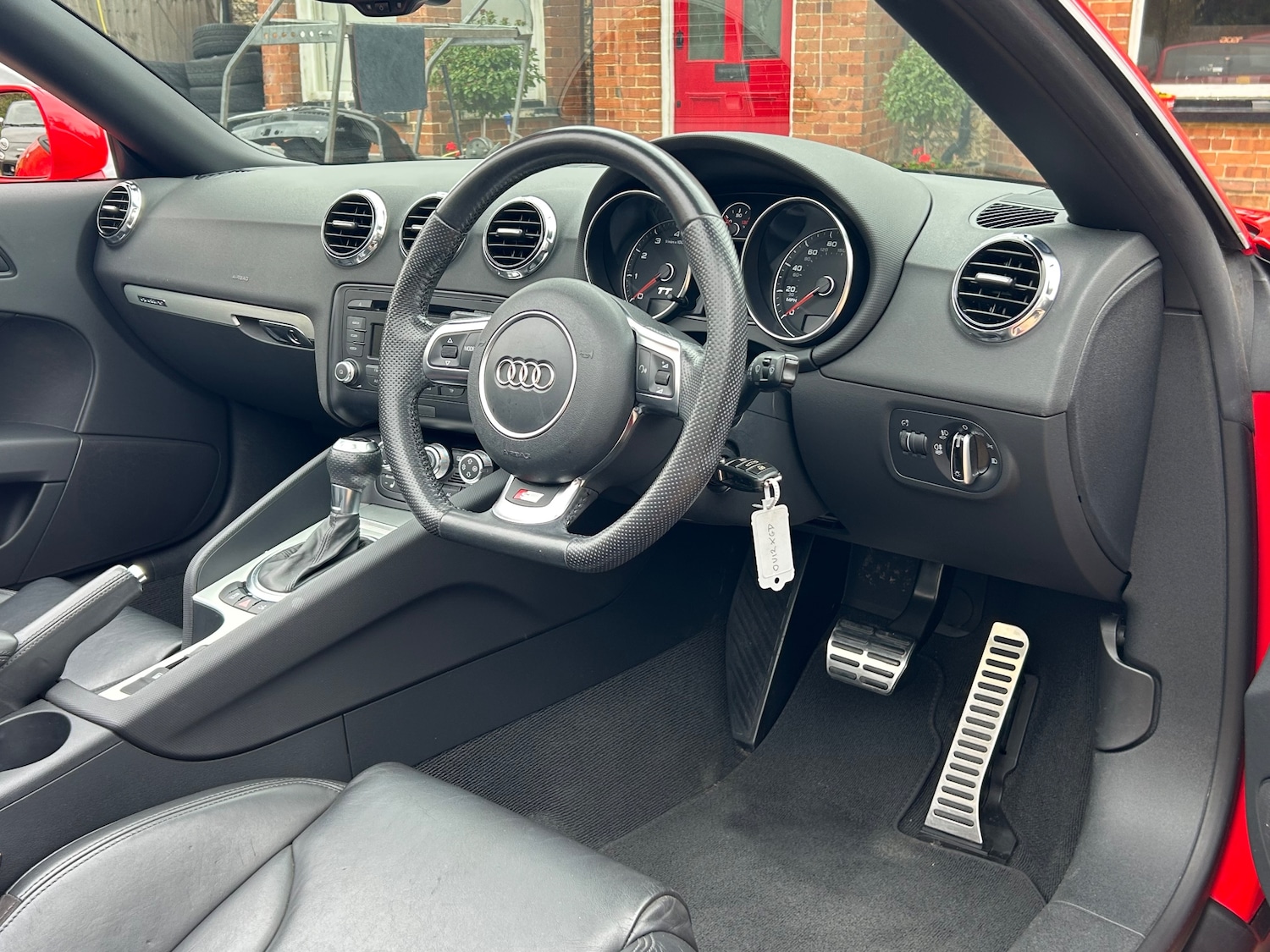 Used Audi TT 2012 for sale - 76490918: Photo 24