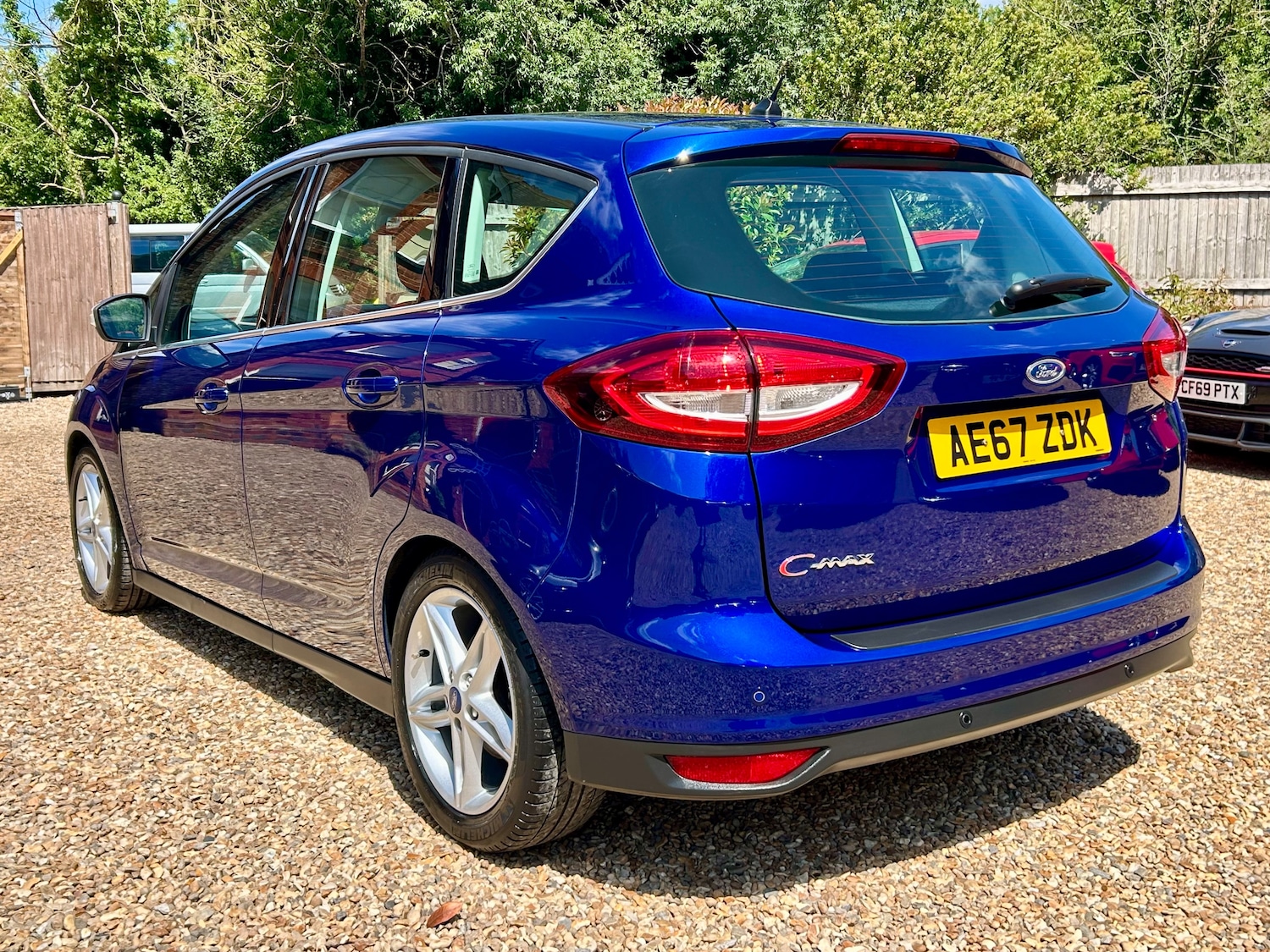 Used Ford C-Max 2017 for sale - 76490915: Photo 3