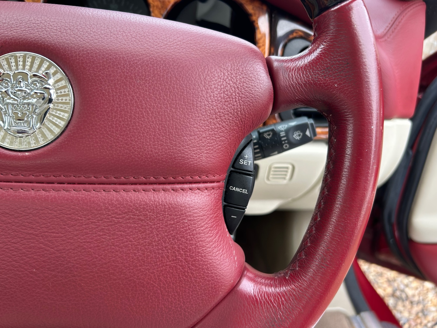 Used Jaguar XK8 2003 for sale - 77927497: Photo 25