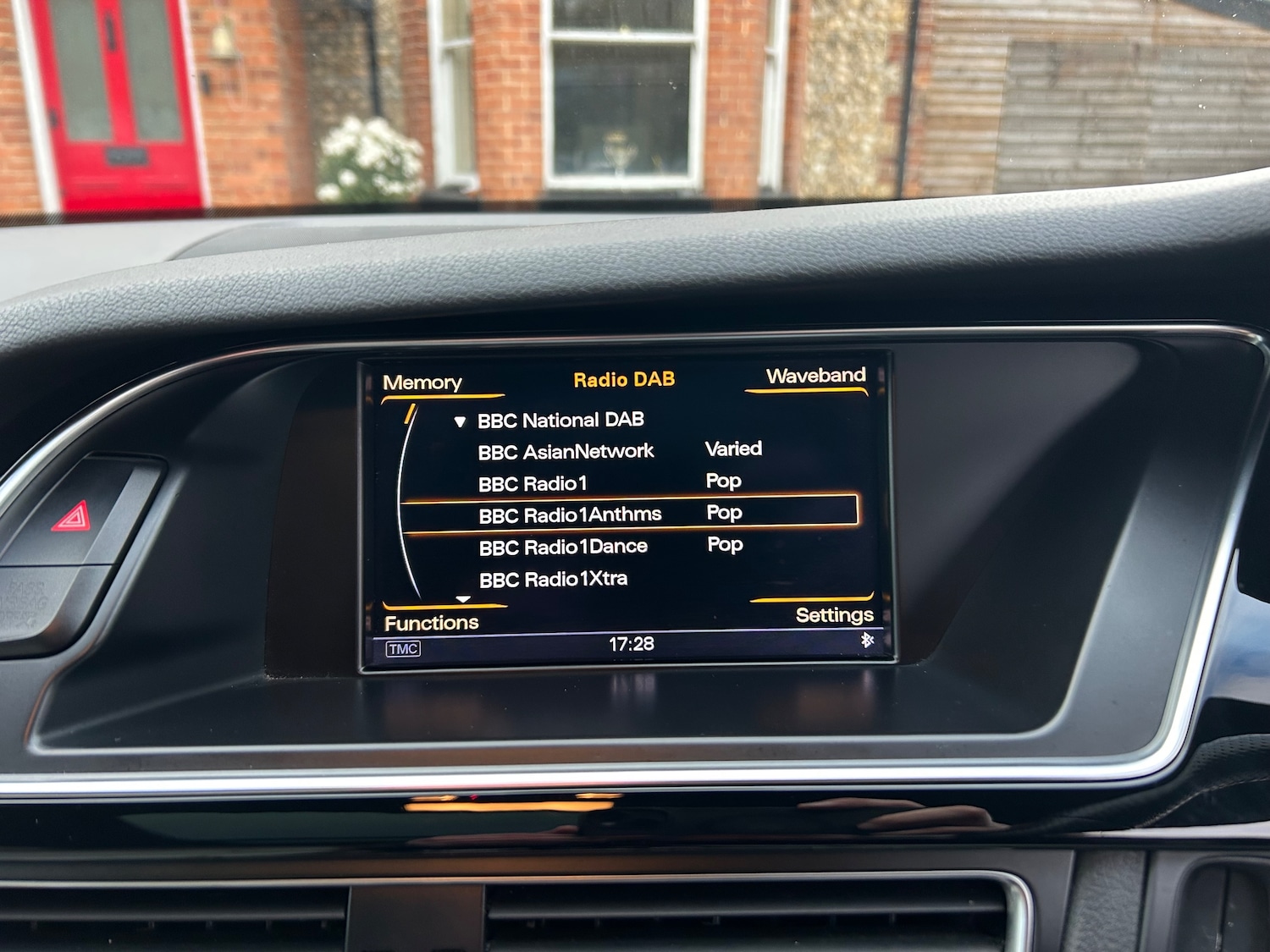 Used Audi RS4 2015 for sale - 78036881: Photo 31