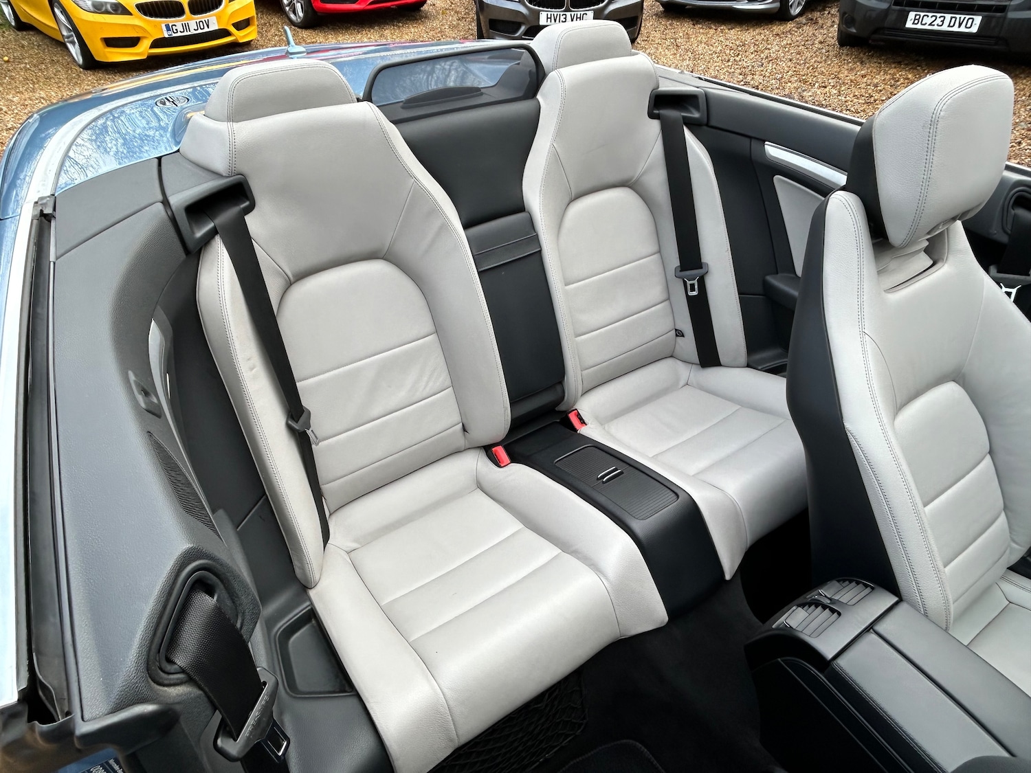 Used Mercedes-Benz E Class 2010 for sale - 77137835: Photo 32