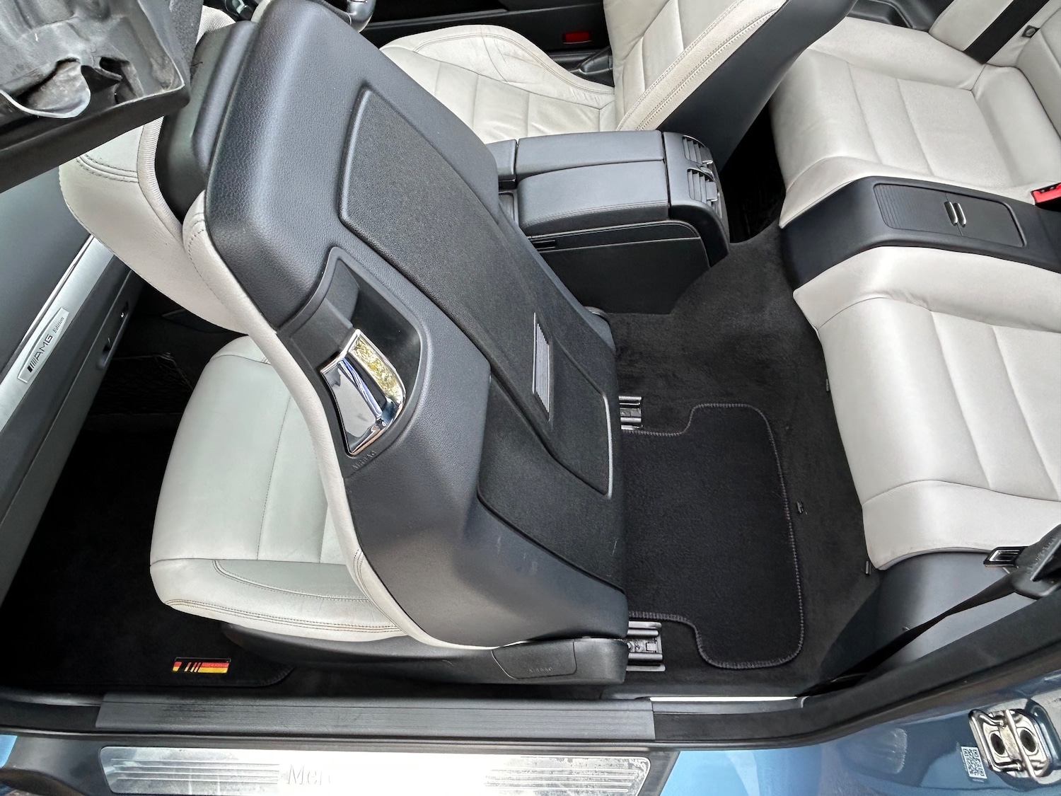 Used Mercedes-Benz E Class 2010 for sale - 77137835: Photo 40