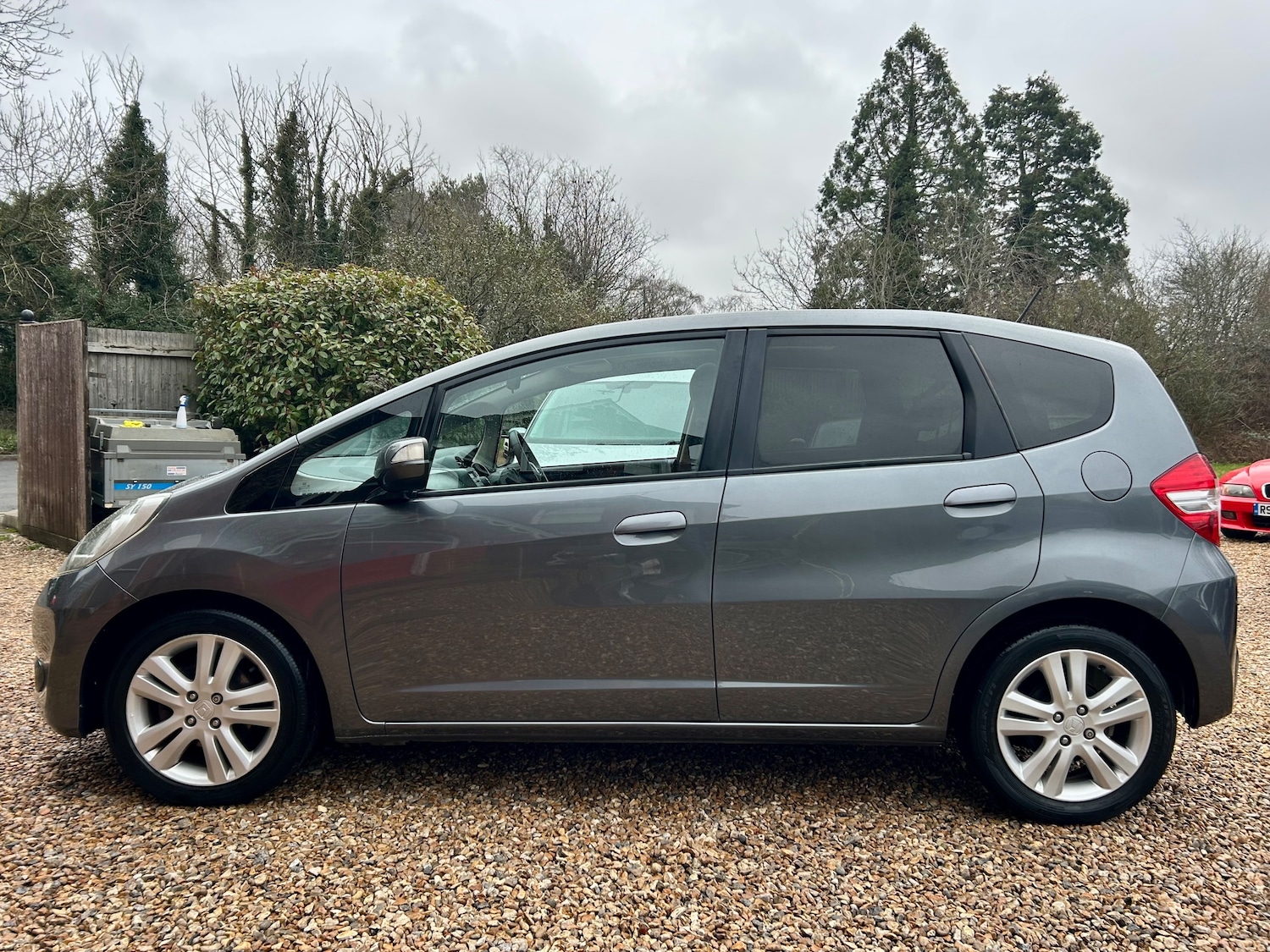 Used Honda Jazz 2013 for sale - 77397477: Photo 2