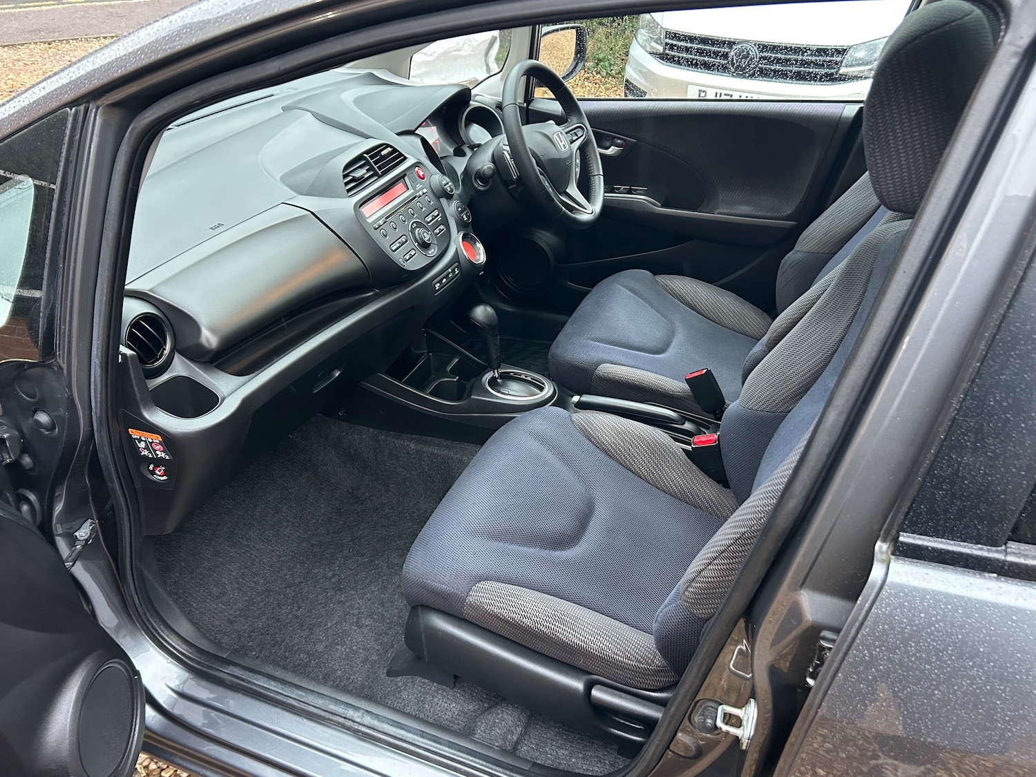 Used Honda Jazz 2013 for sale - 77397477: Photo 30