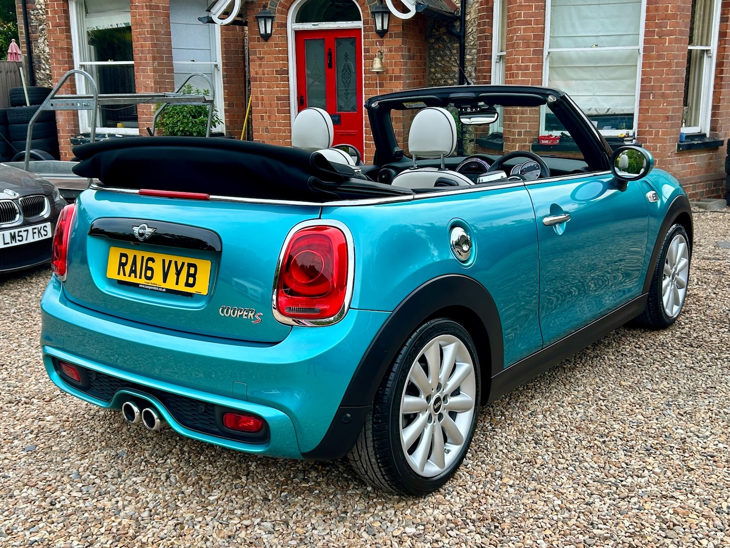 Used MINI Convertible 2016 for sale - 76490901: Photo 16