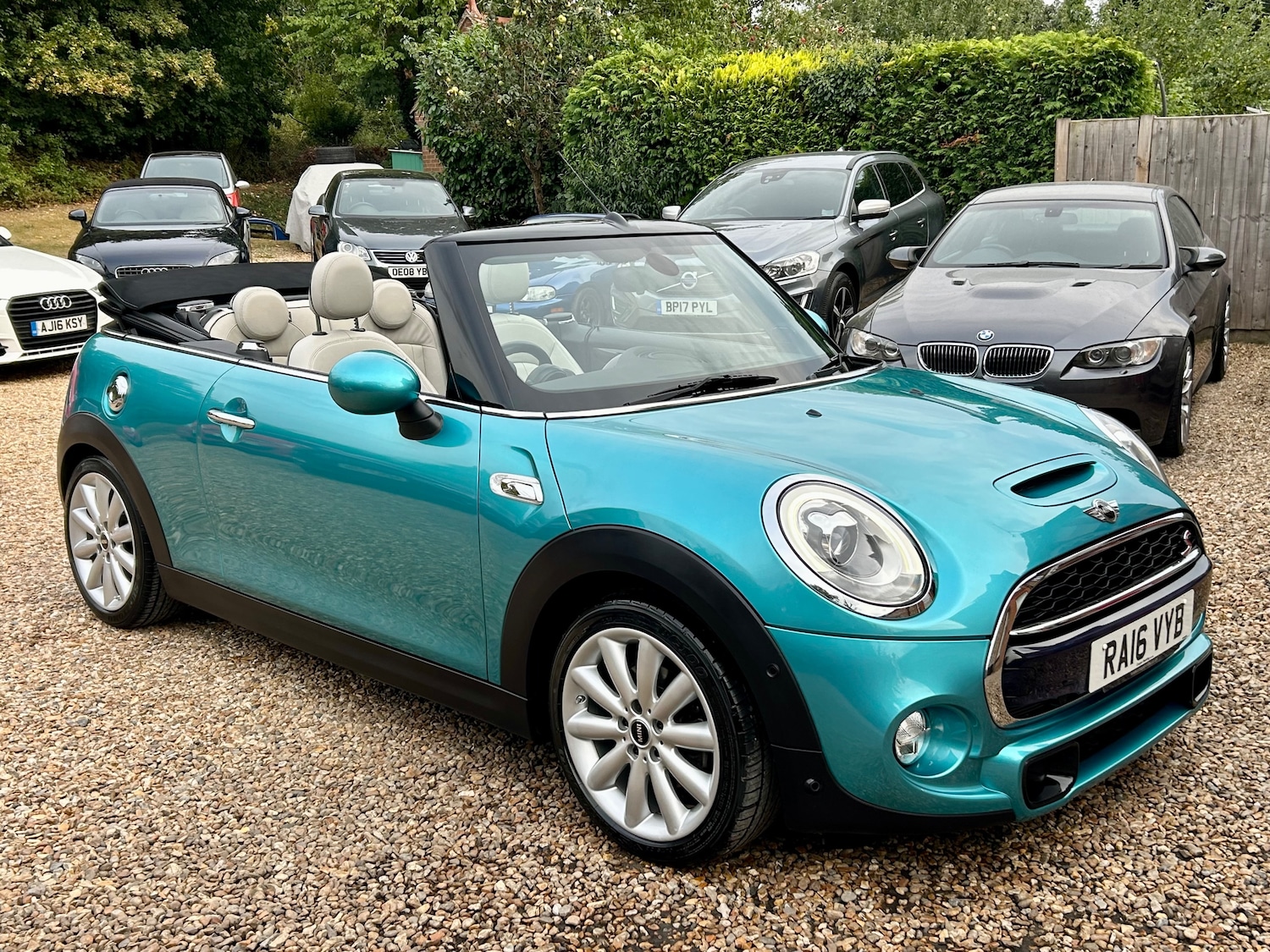 Used MINI Convertible 2016 for sale - 76490901: Photo 17