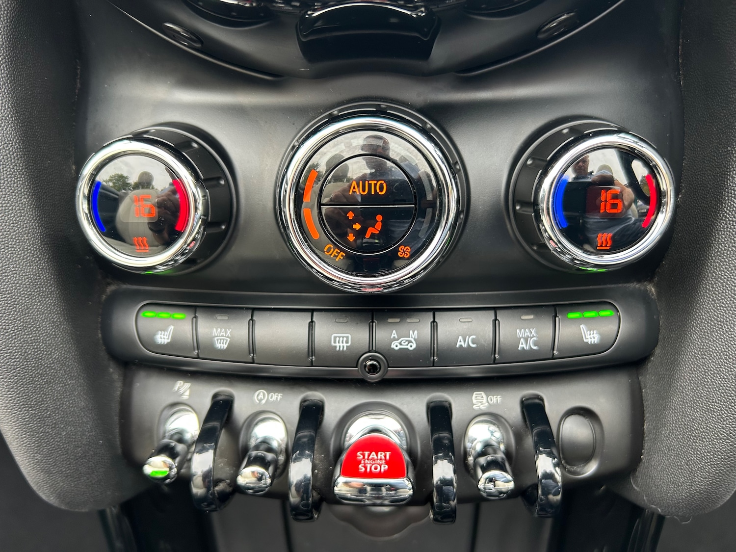 Used MINI Convertible 2016 for sale - 76490901: Photo 33