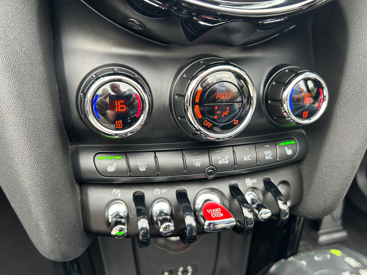 Used MINI Convertible 2016 for sale - 76490901: Photo 34