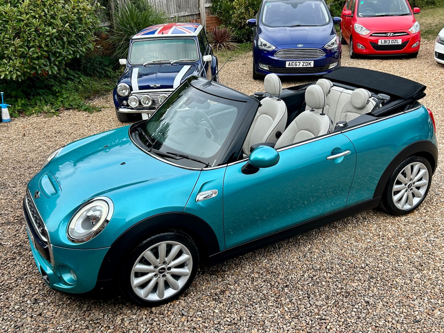 Used MINI Convertible 2016 for sale - 76490901: Photo 4