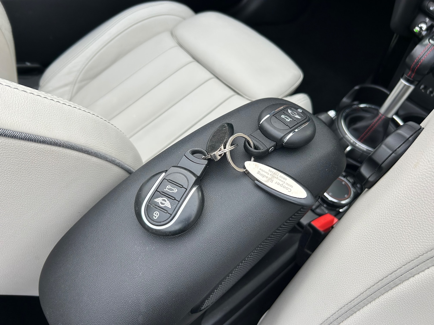 Used MINI Convertible 2016 for sale - 76490901: Photo 40