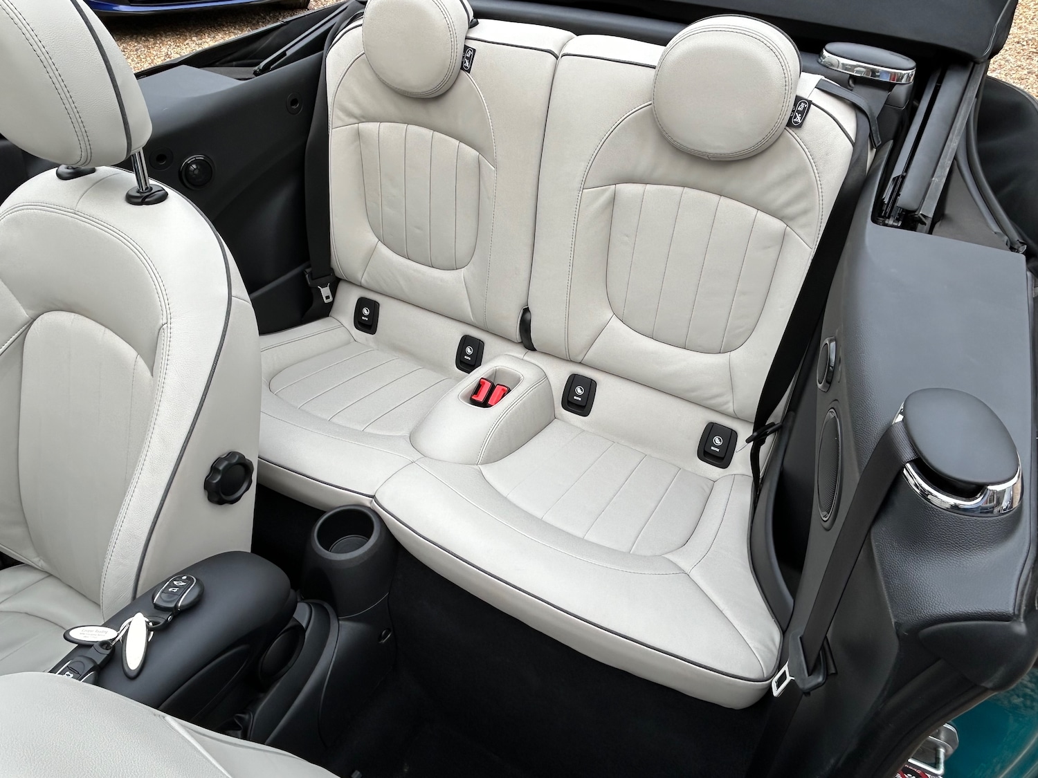 Used MINI Convertible 2016 for sale - 76490901: Photo 49