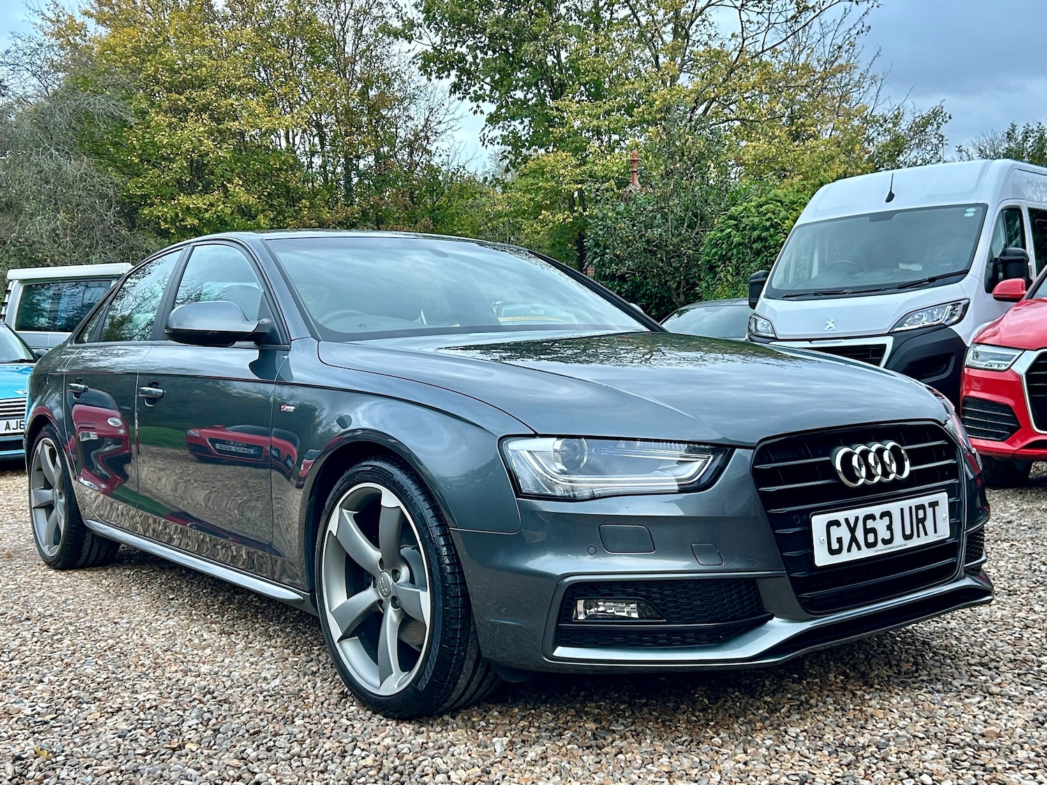 Used Audi A4 2013 for sale - 76490920: Photo 10