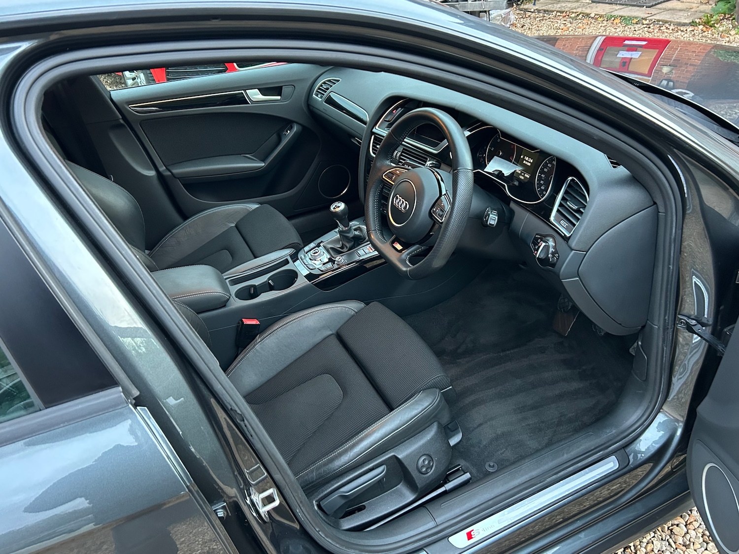 Used Audi A4 2013 for sale - 76490920: Photo 20