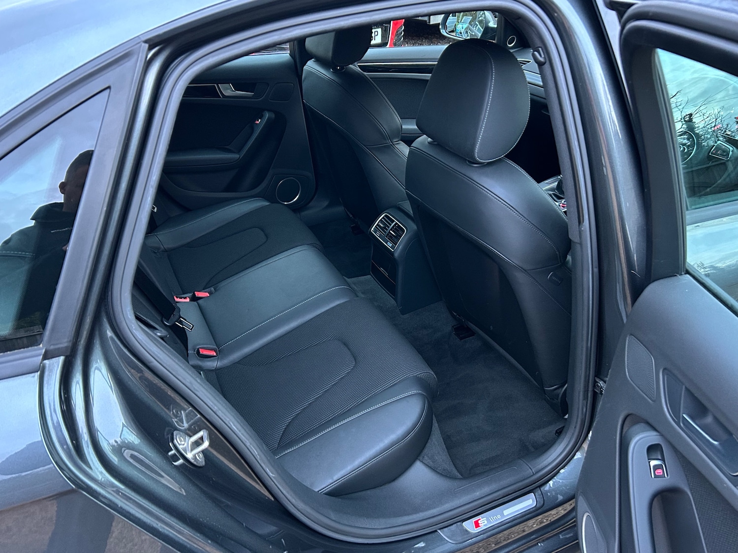 Used Audi A4 2013 for sale - 76490920: Photo 35