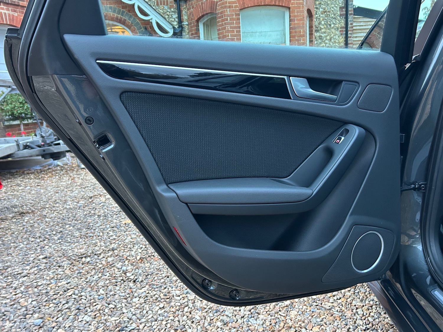 Used Audi A4 2013 for sale - 76490920: Photo 41