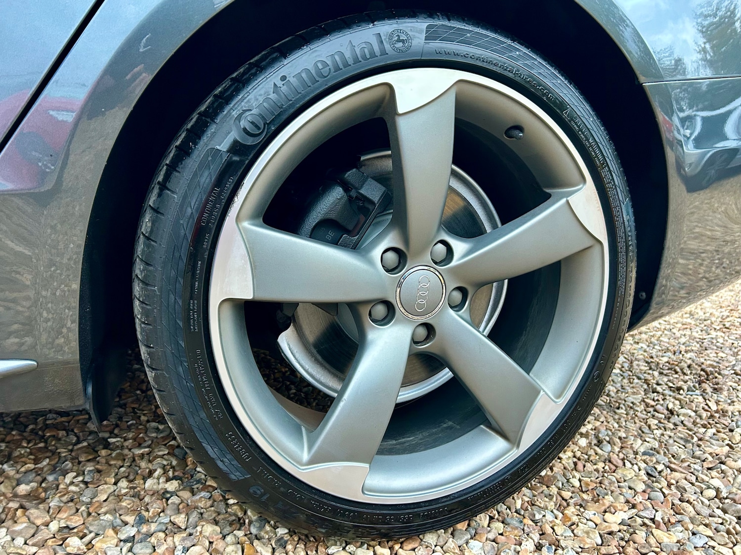 Used Audi A4 2013 for sale - 76490920: Photo 9