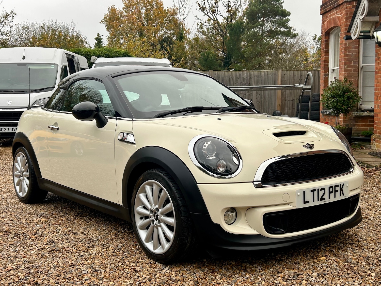 Used MINI Coupe 2012 for sale - 77137842: Photo 11