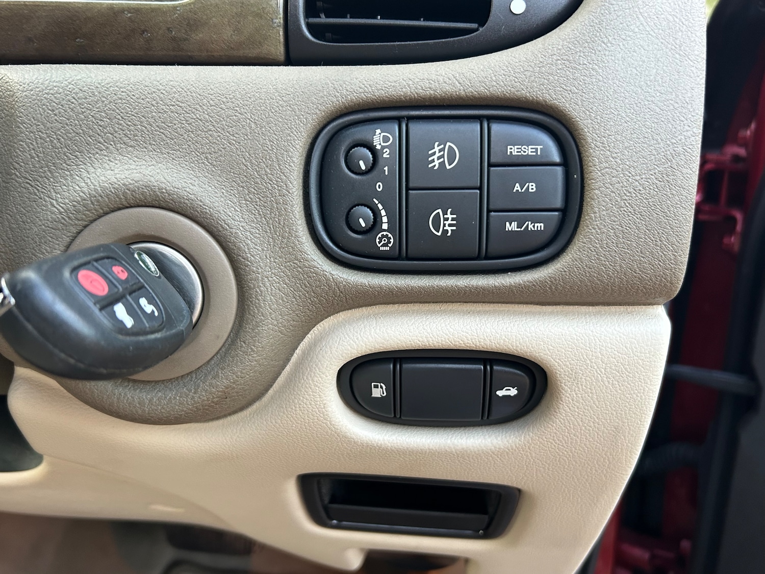 Used Jaguar S-Type 2004 for sale - 76717630: Photo 23