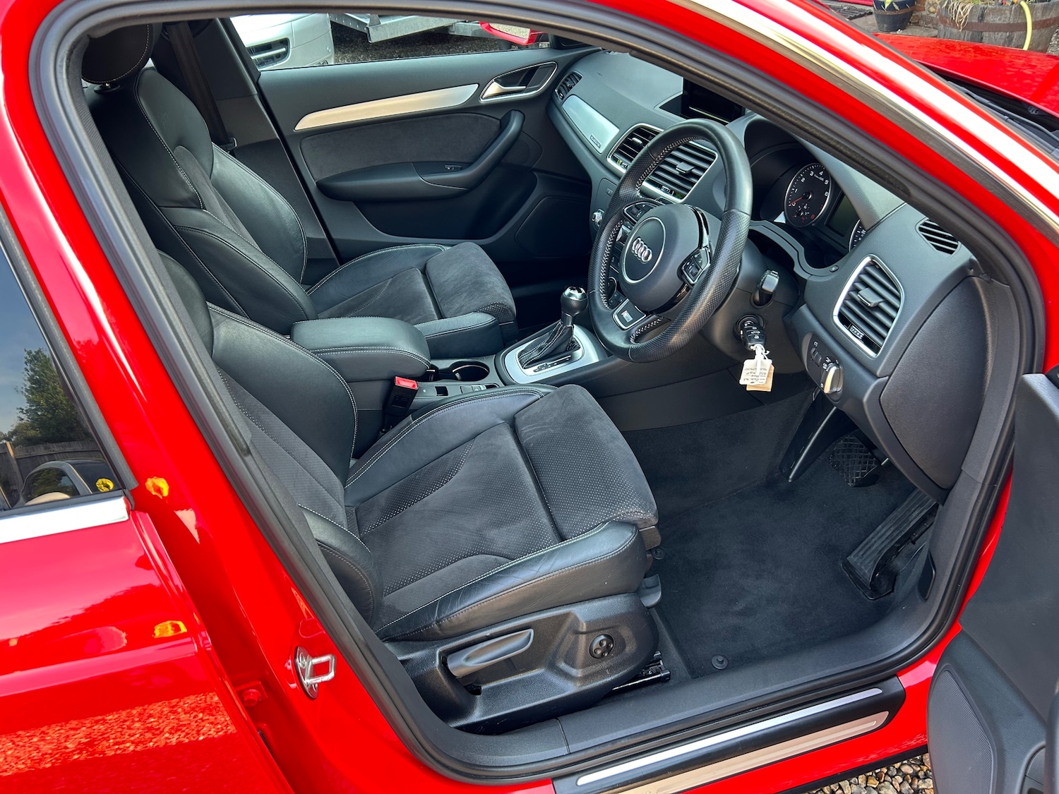 Used Audi Q3 2016 for sale - 76490916: Photo 16