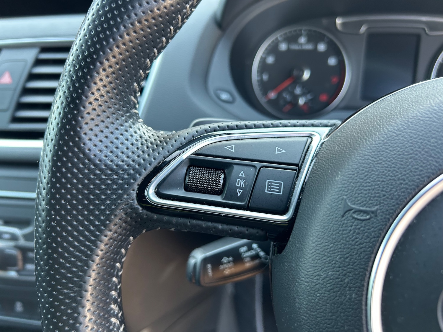 Used Audi Q3 2016 for sale - 76490916: Photo 23