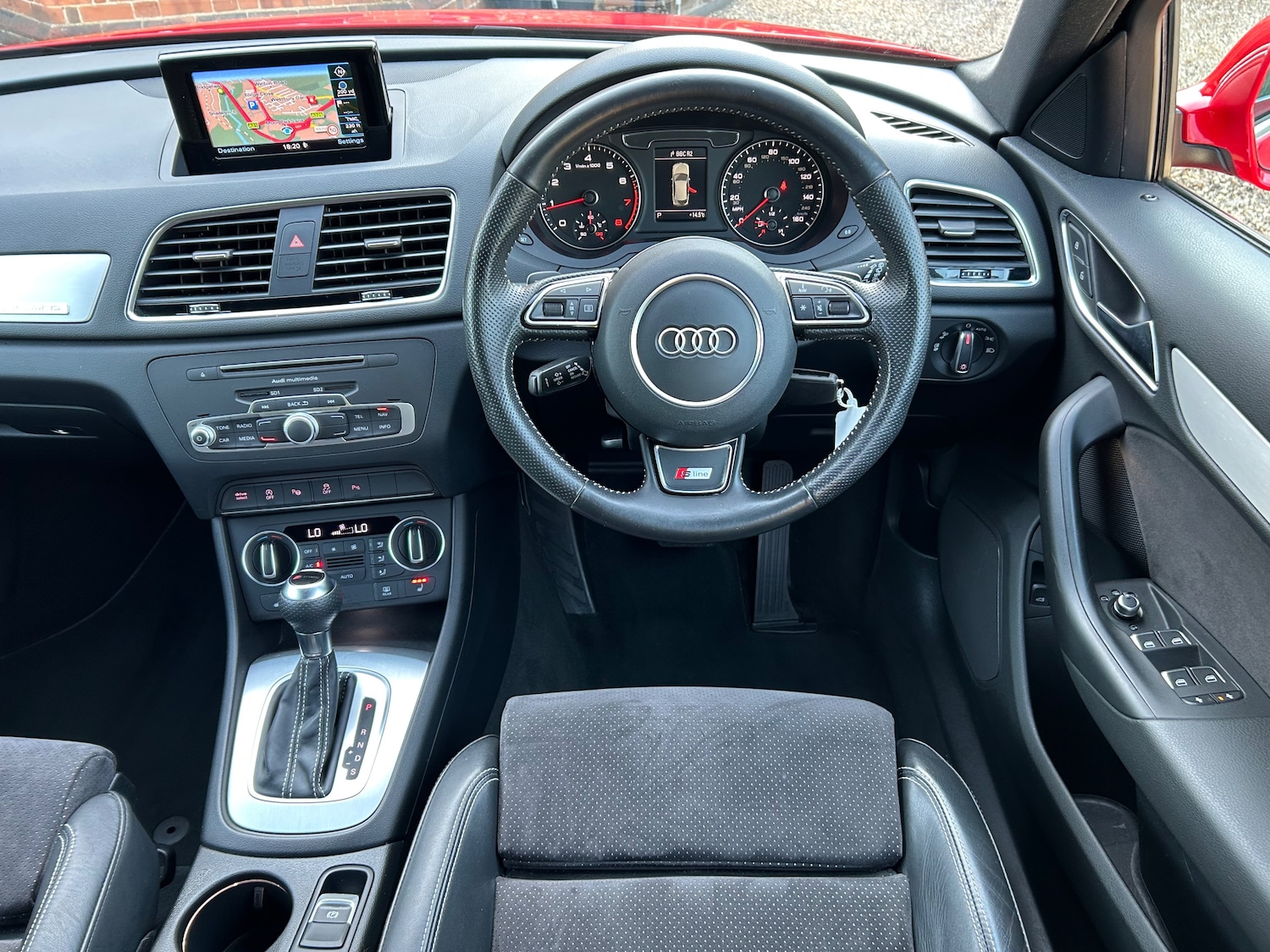 Used Audi Q3 2016 for sale - 76490916: Photo 33