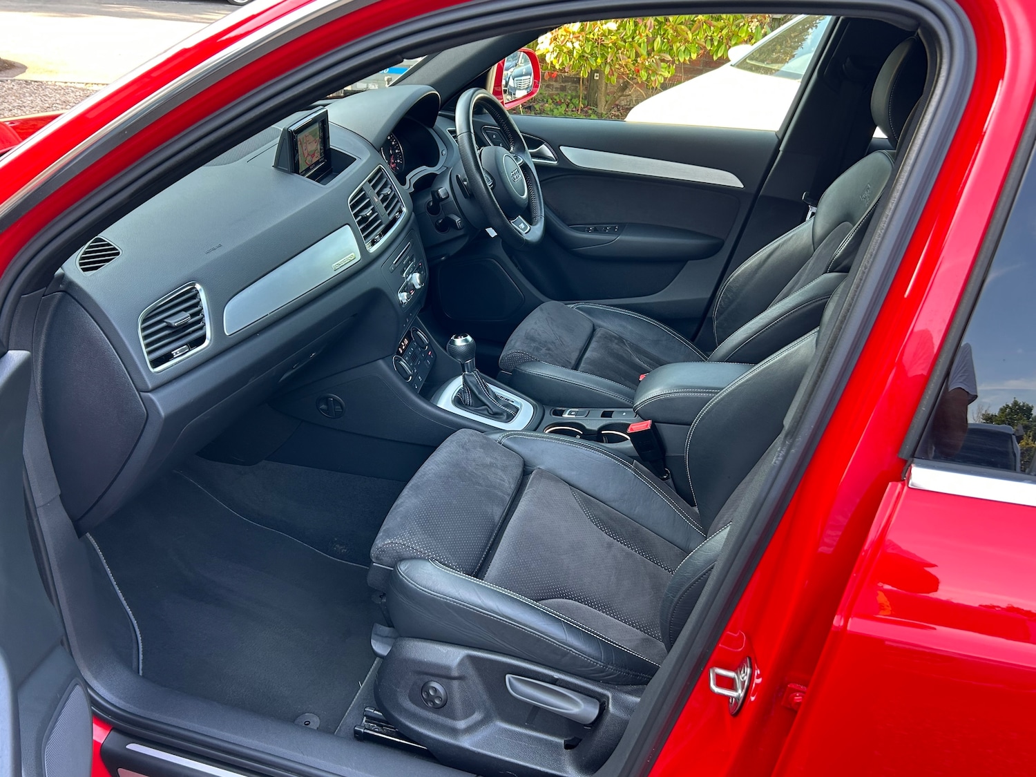 Used Audi Q3 2016 for sale - 76490916: Photo 36