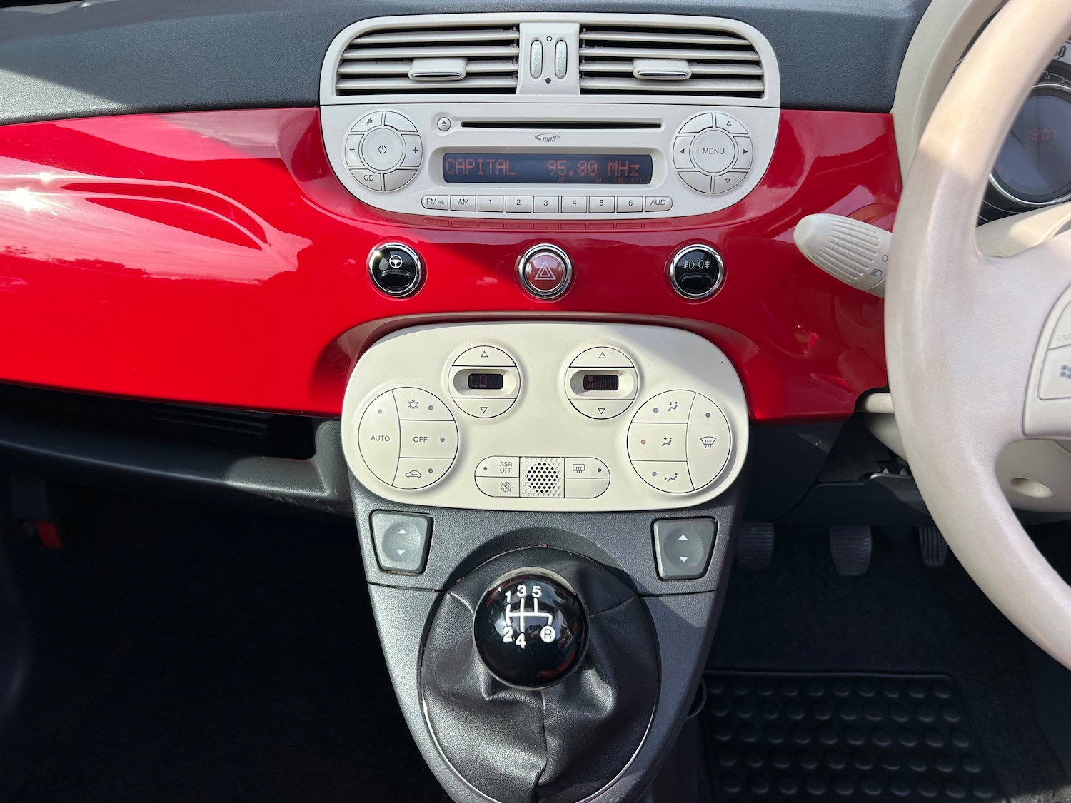 Used Fiat 500 2011 for sale - 76490903: Photo 33