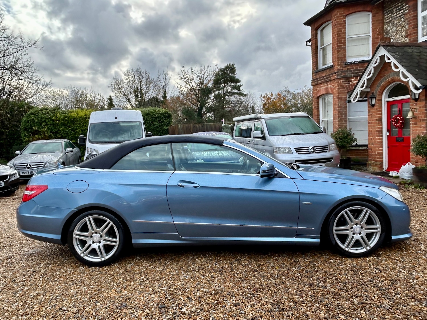 Used Mercedes-Benz E Class 2010 for sale - 76842325: Photo 18