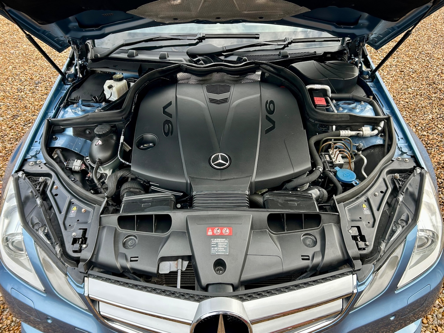 Used Mercedes-Benz E Class 2010 for sale - 76842325: Photo 53