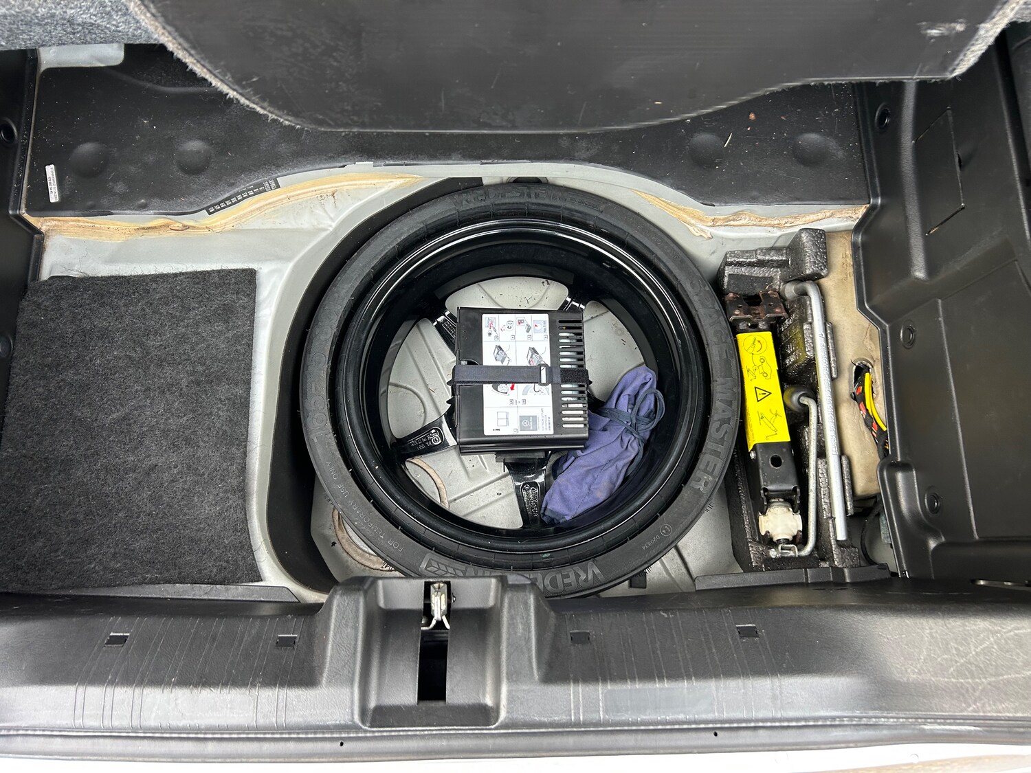 Used Mercedes-Benz SLK 2003 for sale - 77539927: Photo 37