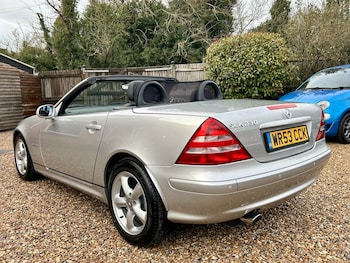 Used Mercedes-Benz SLK 2003 for sale - 77539927: Photo
